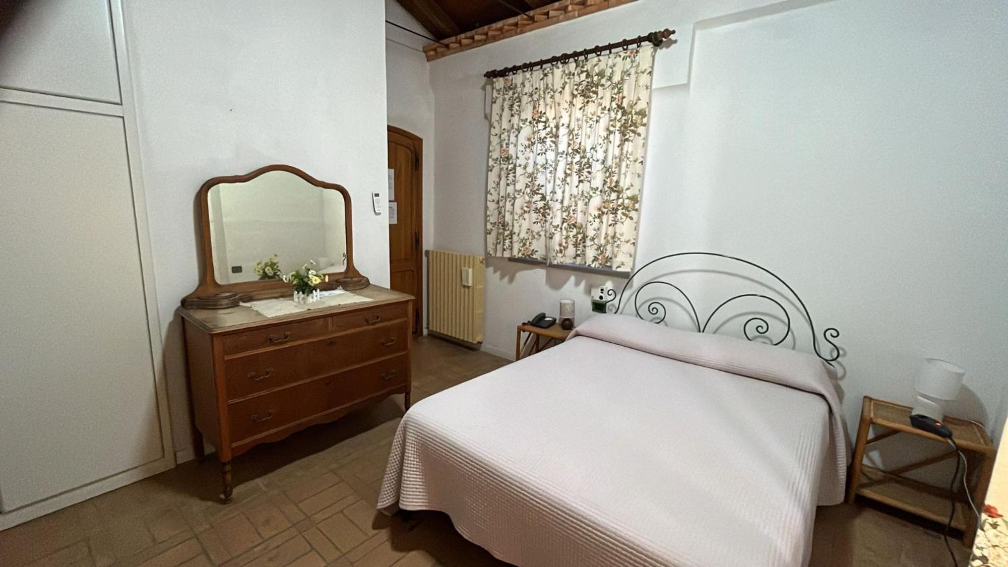 Borgo Piazza Bed and Breakfast Catanzaro Buitenkant foto